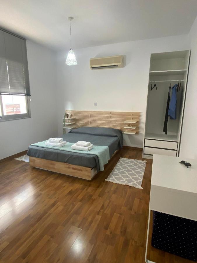 Lovely Studio Apartment In Pafos Buitenkant foto