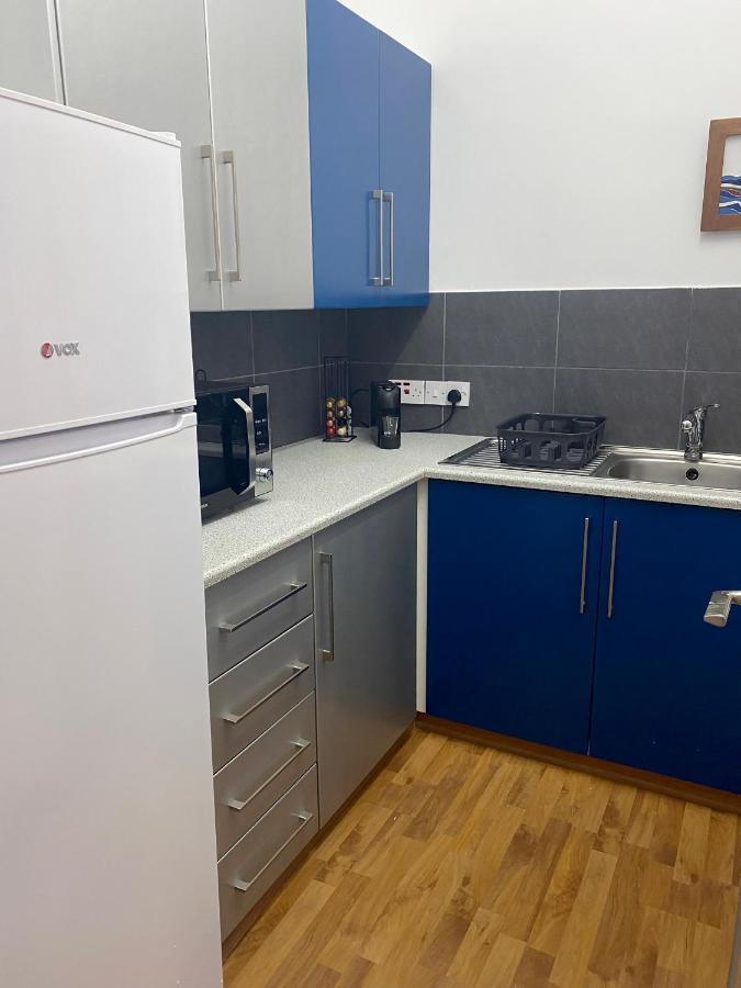 Lovely Studio Apartment In Pafos Buitenkant foto