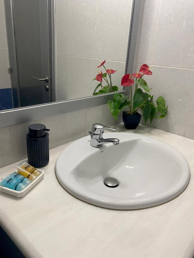 Lovely Studio Apartment In Pafos Buitenkant foto